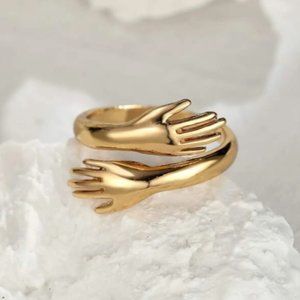 18K Gold Plated Hug Ring